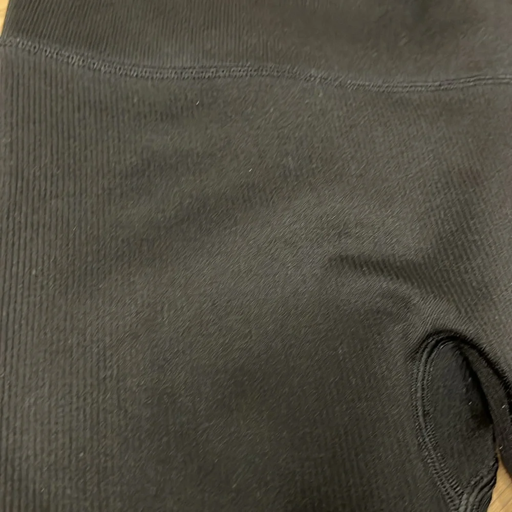 Victoria Secret sport ribbed leggings - Picture 2 of 3
